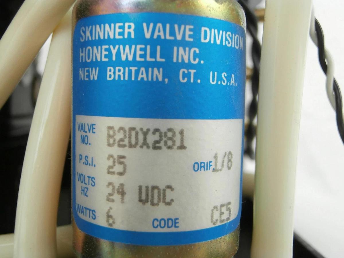 Used Ultratech Stepper Transducer and Pneumatic Distribution Assembly 4700 Titan Used