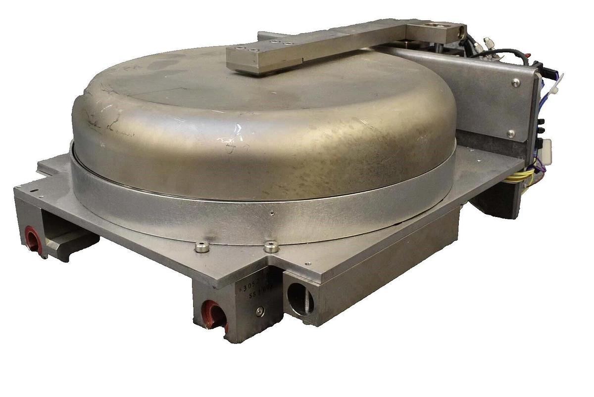 Used SVG Silicon Valley Group 99-47467 90S VB Hi Temp MOD Vacuum Bake Chamber Spare