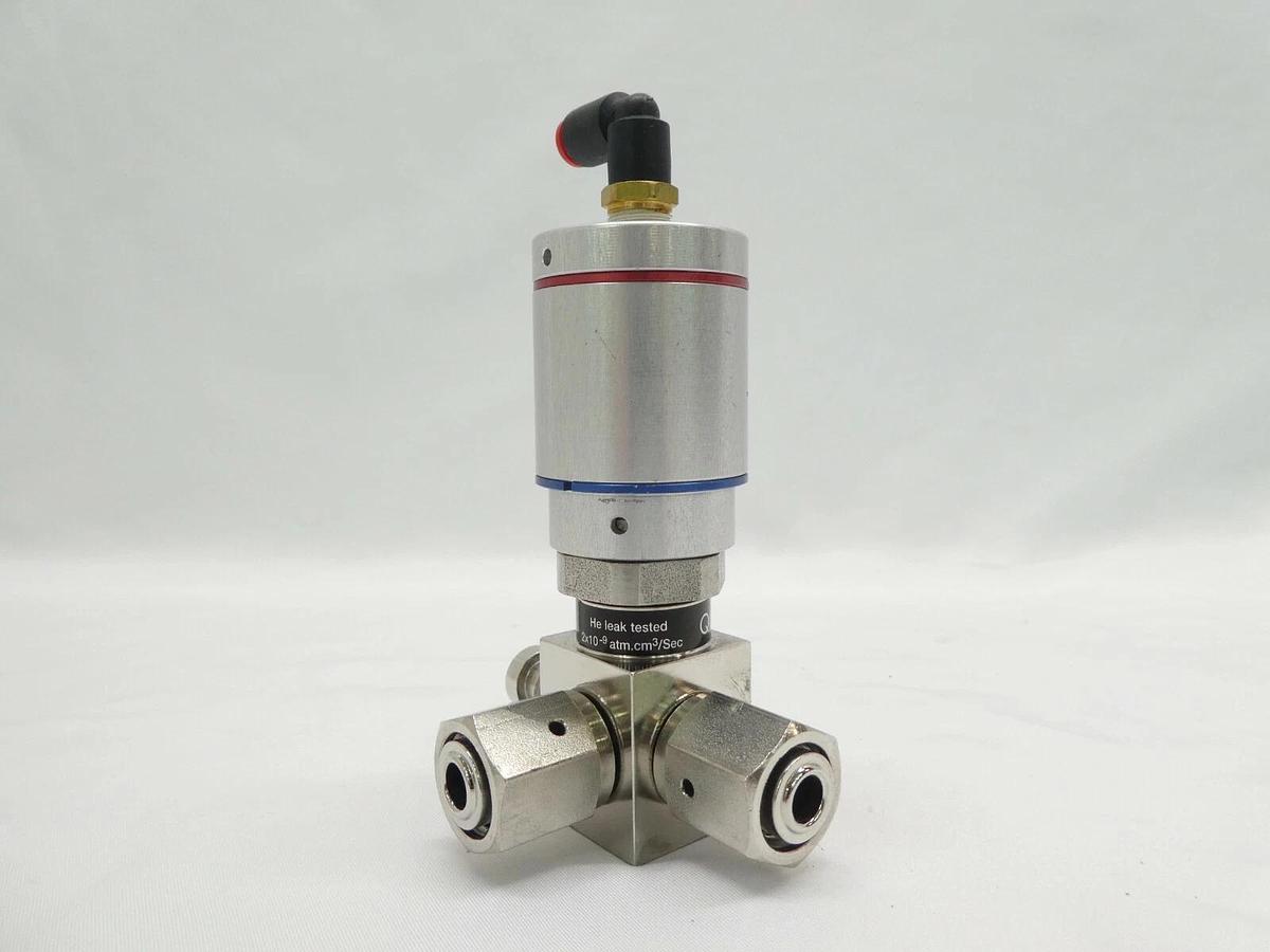 Used Qualiflow 2x10-9atm.cm3/Sec 3-Way Pneumatic Valve F HF Series Lot of 3 Working