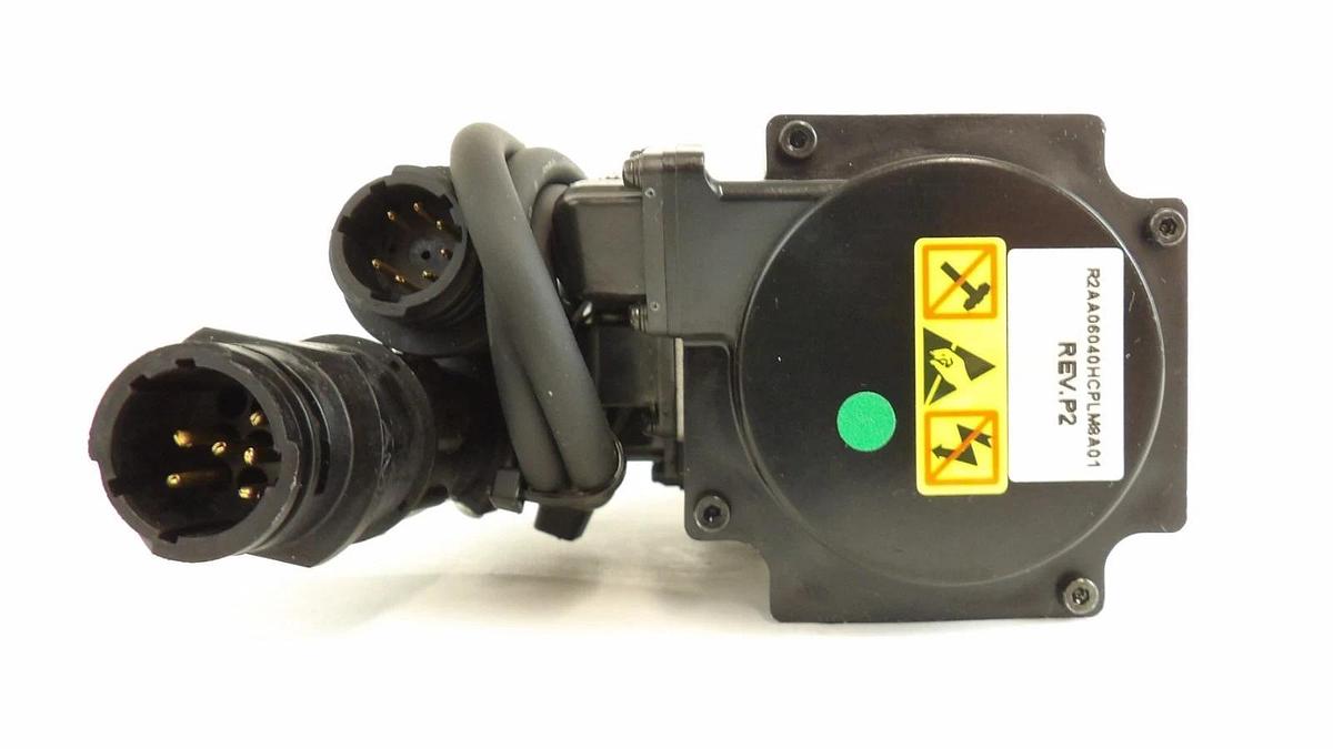 Used Sanyo Denki R2AA06040HCPBLM8 AC Servo Motor SANMOTION R Lot of 2 Working