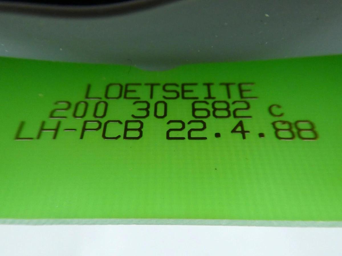 Used Leybold 200 30 682 Keyboard and CPU PCB 200 30 750 UL 500-CPU ULTRATEST Working