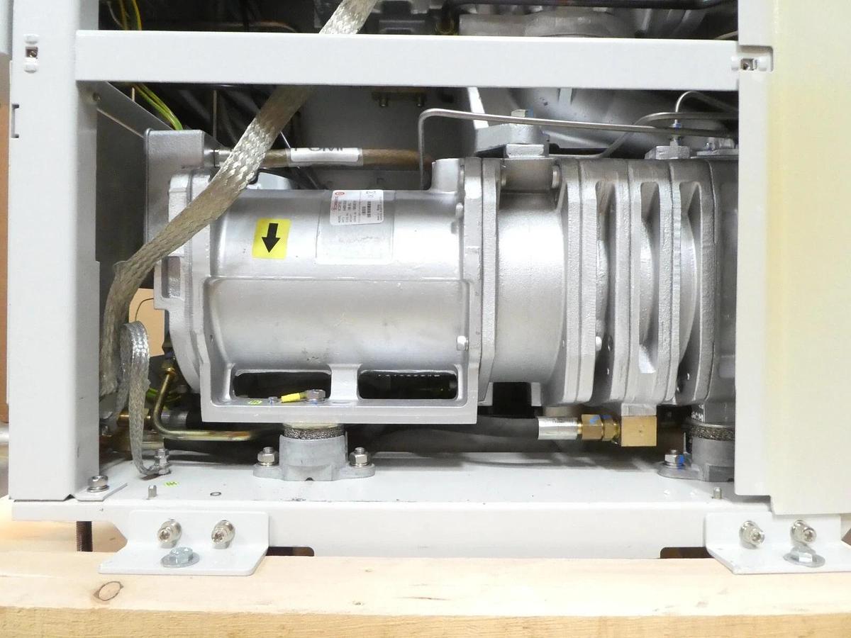 Refurbished iH 1800 Edwards NGS949000XS Vacuum Dry Pump IH800 Manufacturer Refurbished