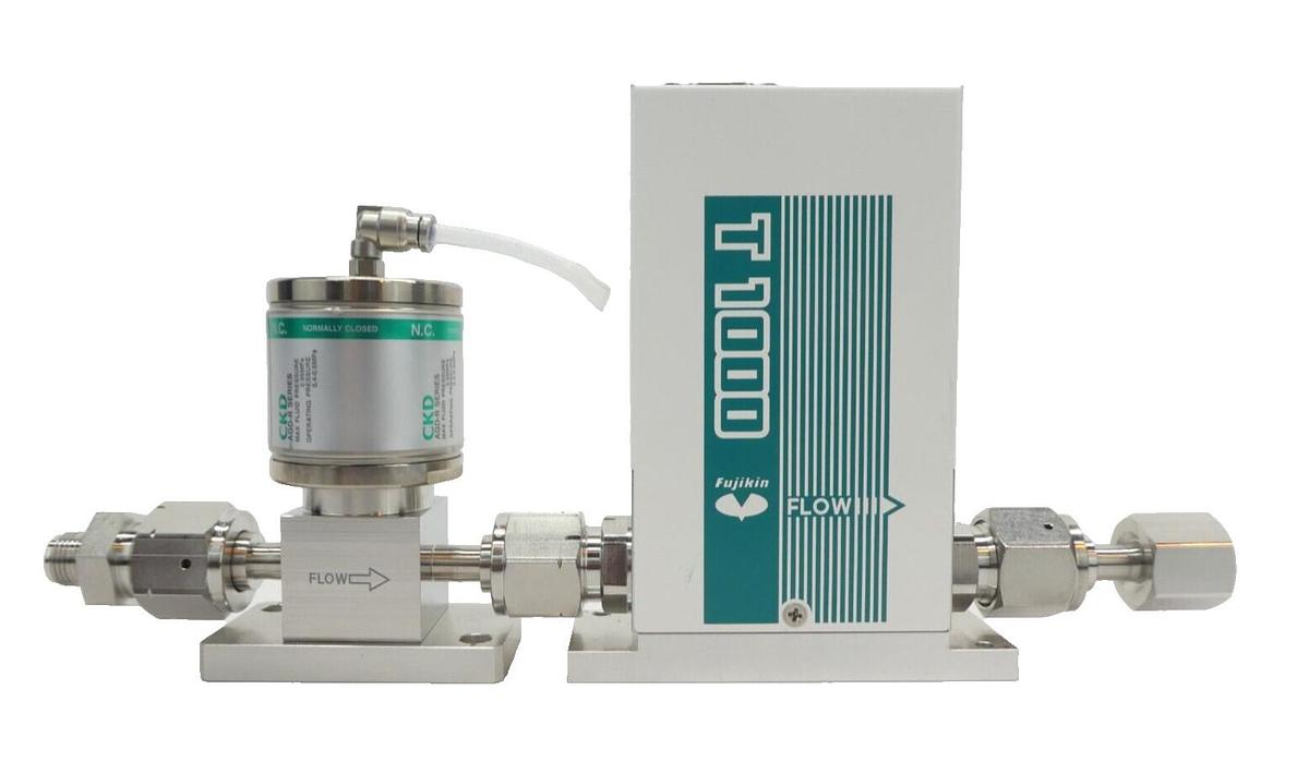 Used Fujikin FCST1150FC-6J2-F200L-N2 Mass Flow Controller MFC CKD AGD21R-6R Working