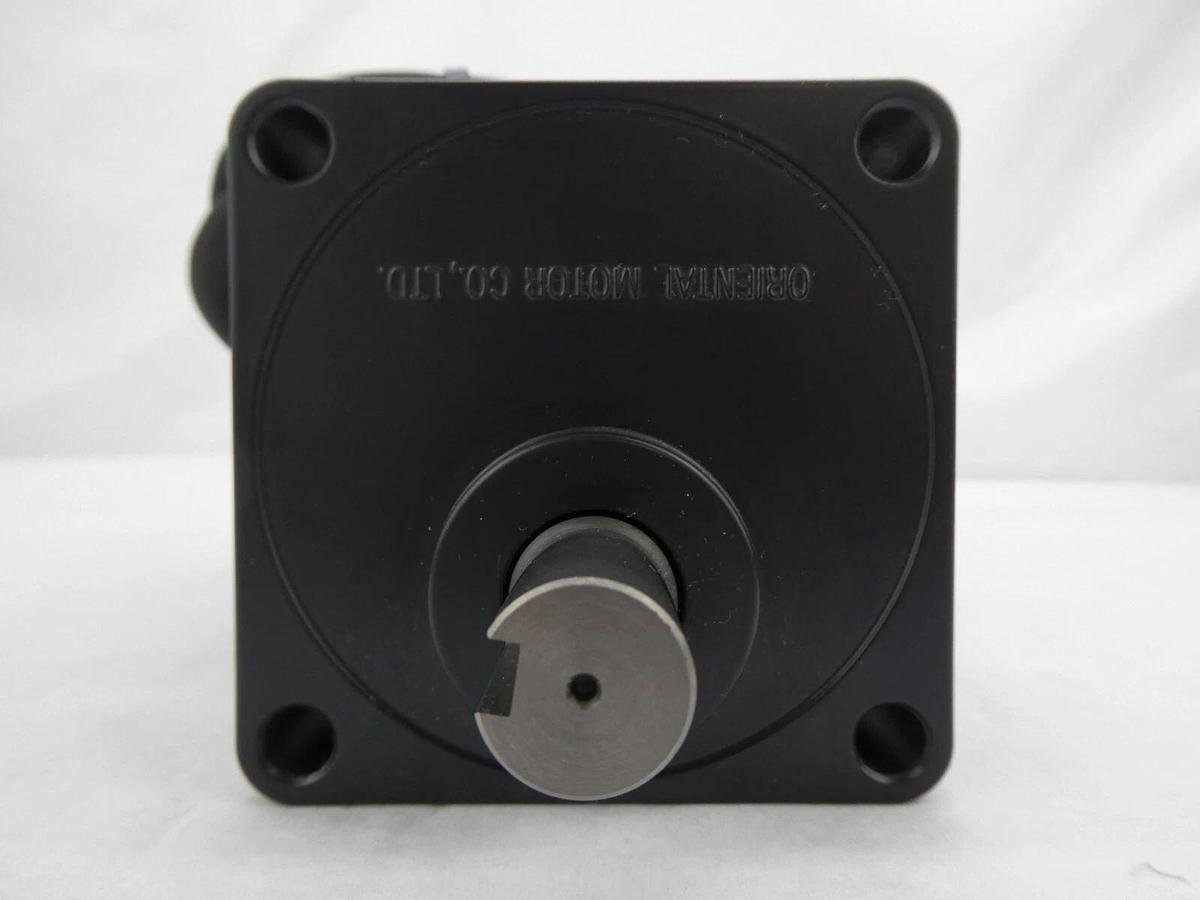 Used Oriental Motor FBLM5120W-GFB10 DC Motor with Gear Head GFB5G15 Working Surplus