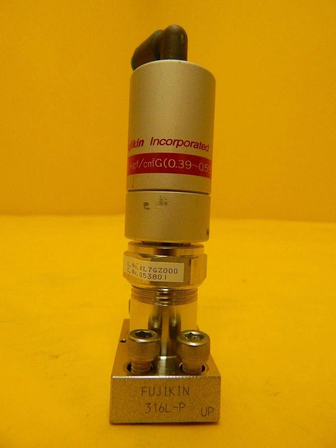 Used Fujikin 053801 Pneumatic Valve Normally Closed 316L-P Lot of 5 Used Working