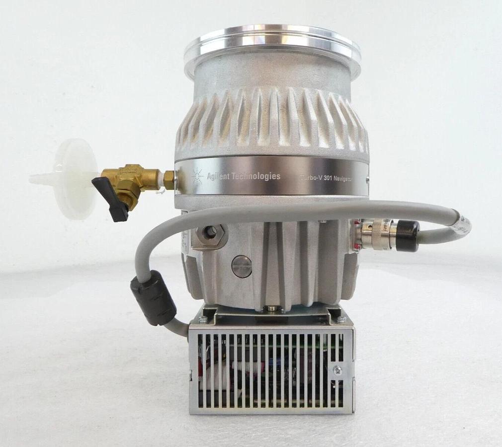 Used TV-301 Navigator Agilent 9698918M012 Turbo Pump & Controller TV81AG Working