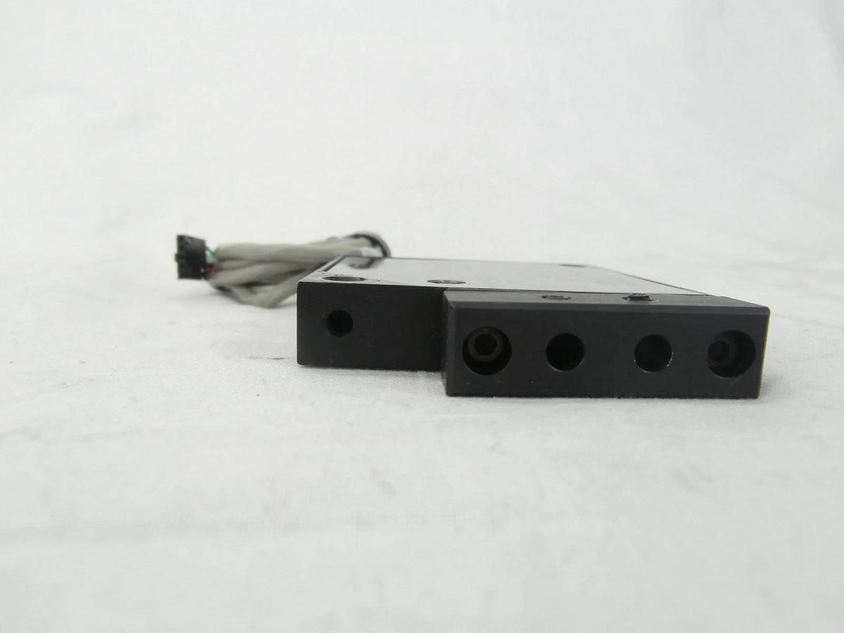 Used Banner SM51RB6 LED Scanner R/H Receiver KLA Instruments 750-657650-02 2132 Used