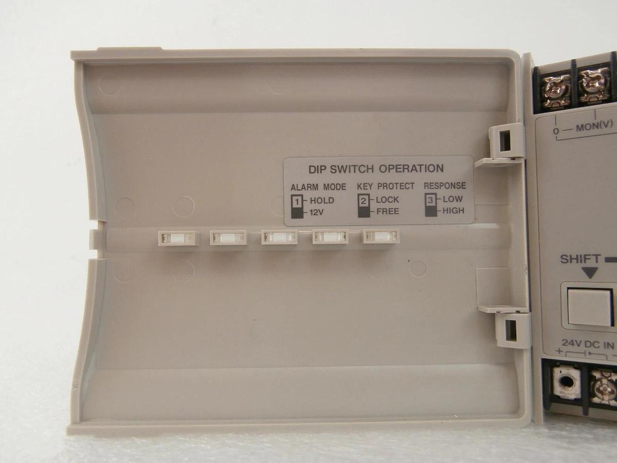 Used Keyence LK-2001 CCD Laser Displacement Sensor LK Series Working Surplus