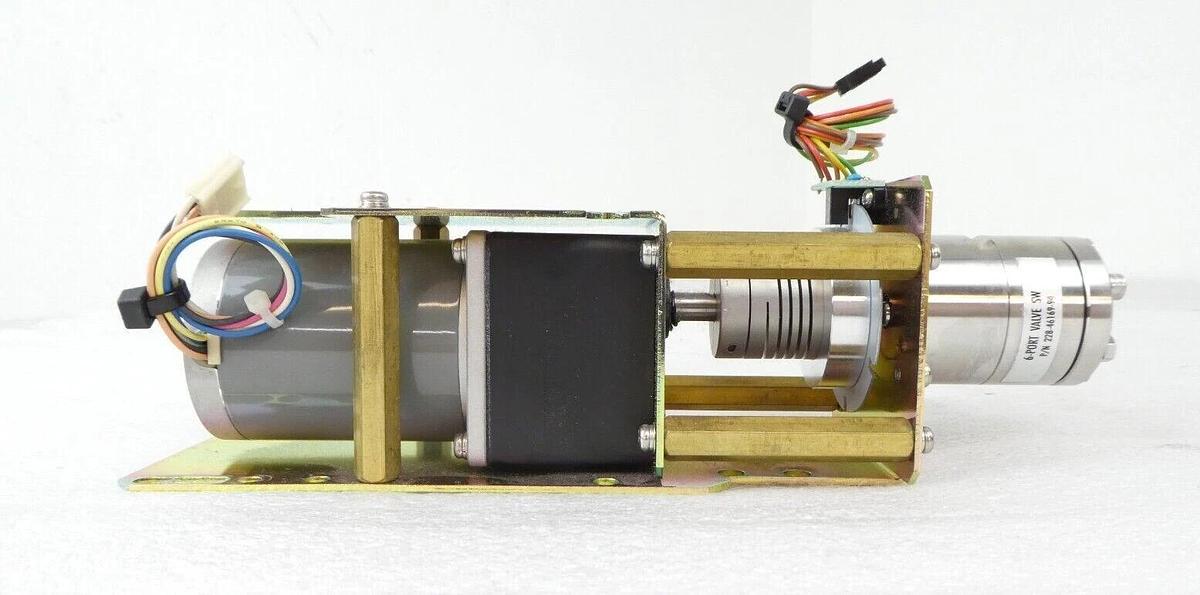 Used Shimadzu 228-46169-94 6-Port Valve and Motorized Assembly 103G714-01G1 Working