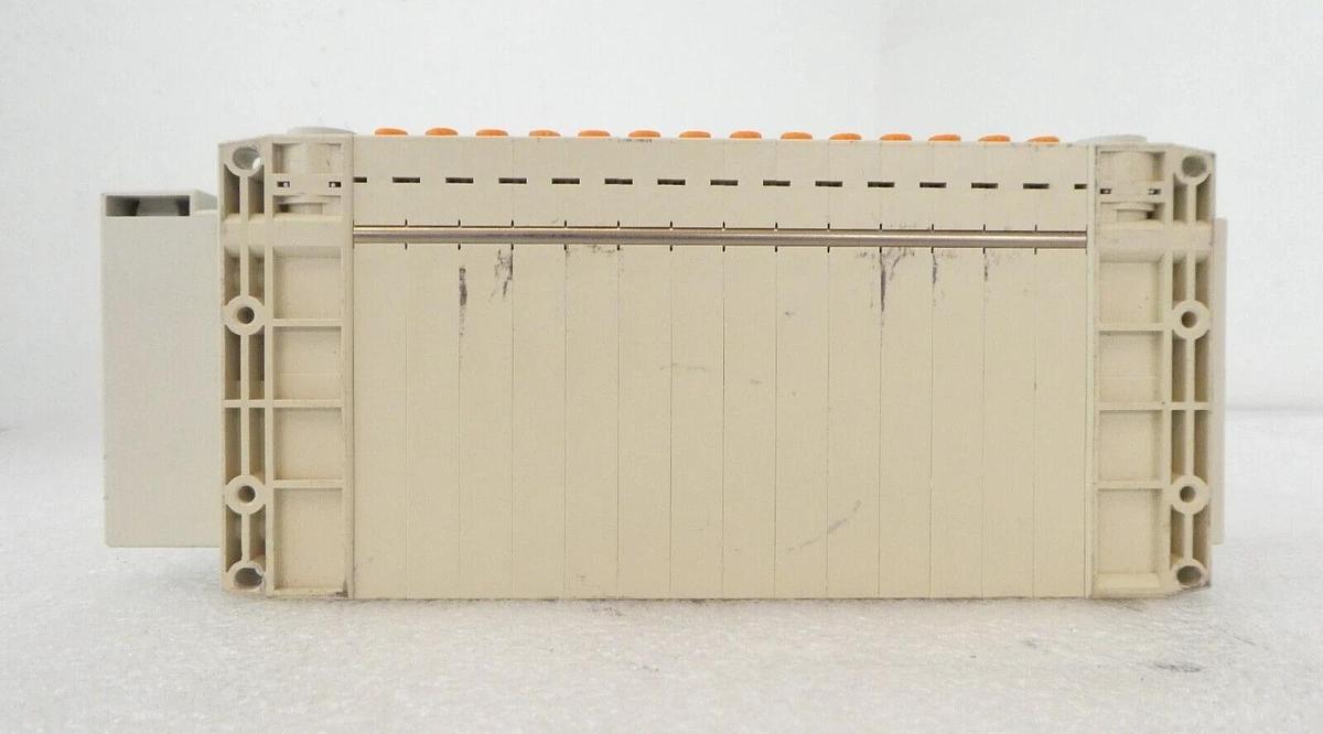Used SMC SS5V1-1-10FD-X263 14-Port Pneumatic Manifold SV1A00 SV1B00 AMAT Working