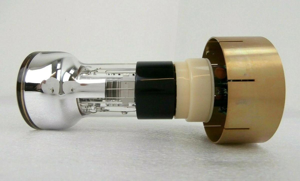 Used Tencor Instruments Photomultiplier Tube Assembly R1307 Surfscan 7000 Working