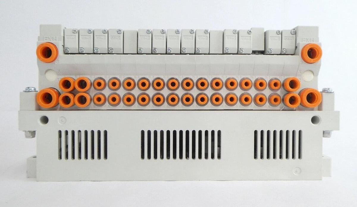 Used SMC VV5Q11-16-X1600V 16-Port Manifold EX420-SDN2 AMAT Working Surplus