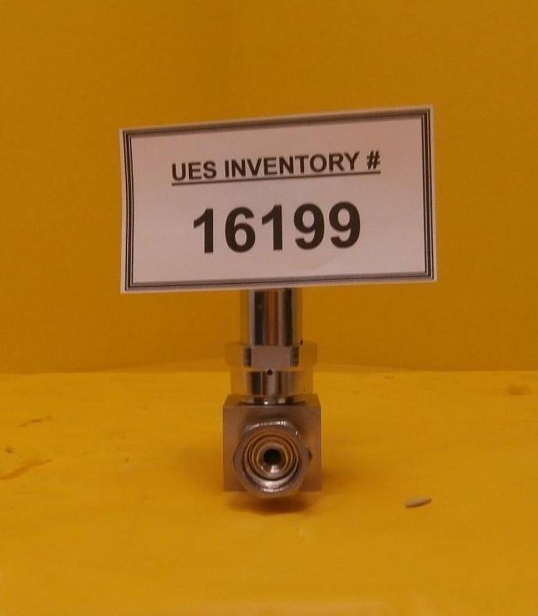Used Parker Veriflo 4V1-P4K-11AC-SSV-PP High Purity Bellows Valve Used Working