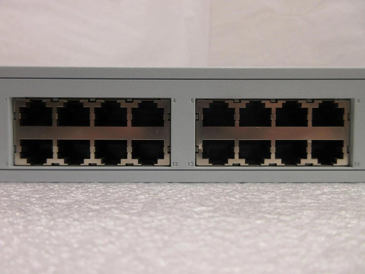 Used 3Com 1647-010-010-2.00 Baseline Switch 2016 3C16470 AMAT Quantum X Used Working