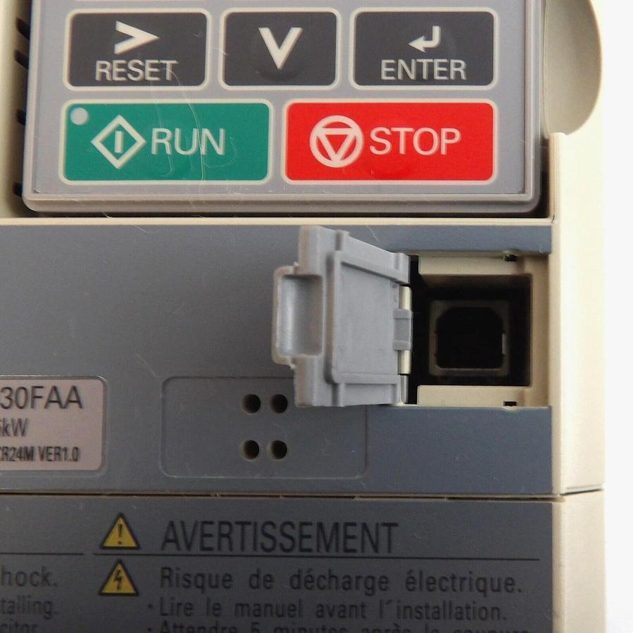 Used Yaskawa CIMR-AA2M0030FAA Digital Operator Inverter AC Drive A1000 Working Spare
