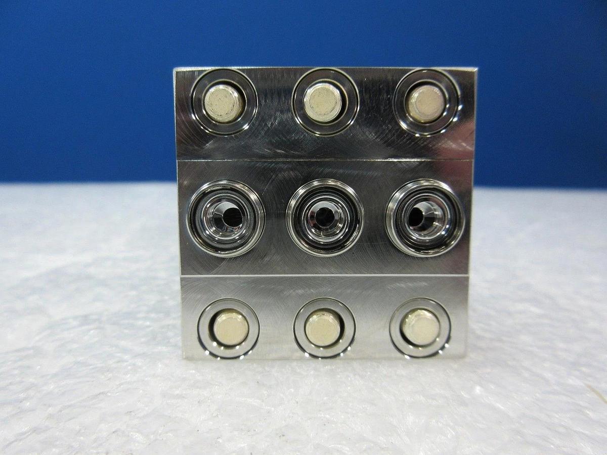 Used Fujikin FPR-SDAT-21-6.35UGF-APD Type NC Diaphragm Valve 091404 Lot of 12 Used