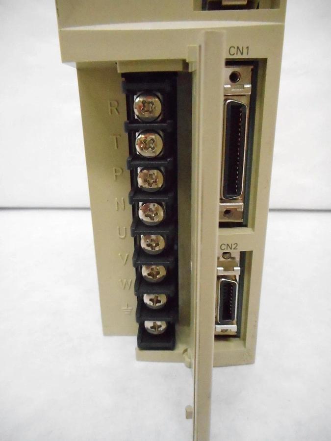 Used Omron R88D-UA04HA AC Servo Driver Used Working