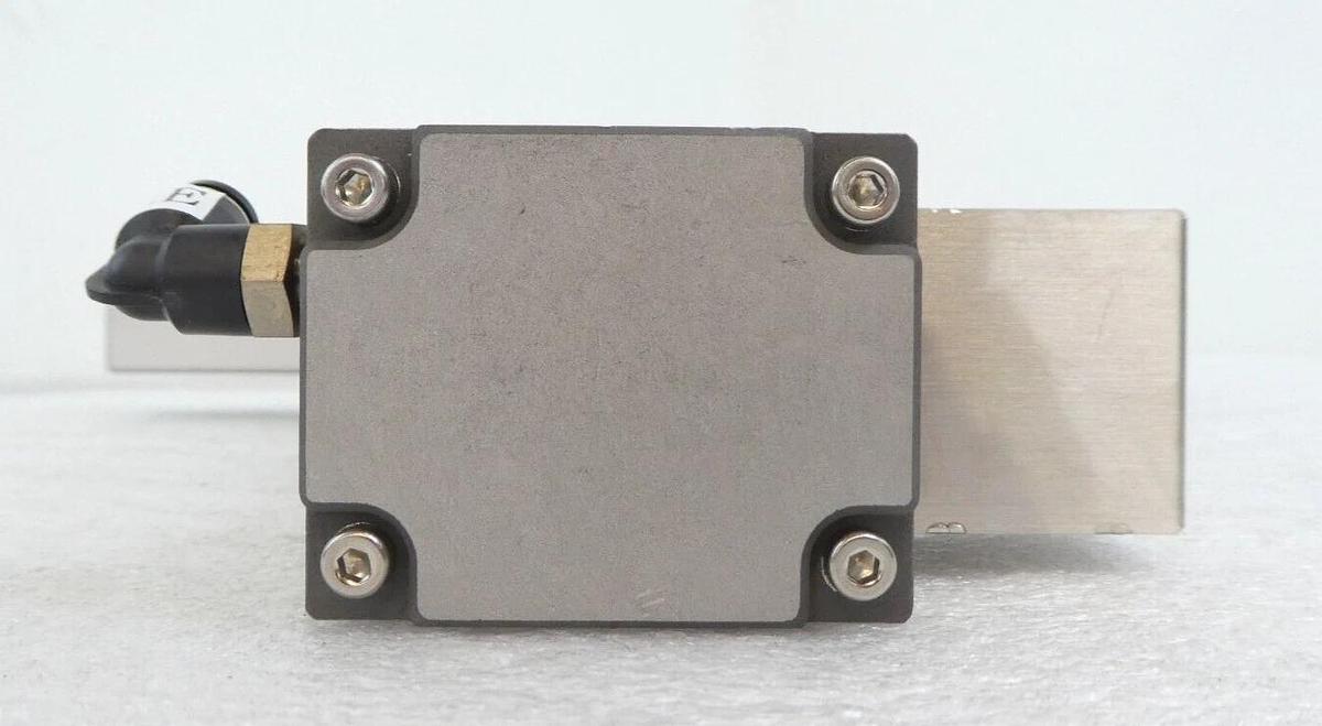 Used V-Tex CX80-001362-V1 Pneumatic Slit Valve ROLLCAM TEL Tokyo Electron Working