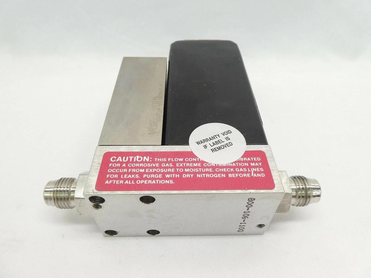 Used UNIT Instruments 1200-101288 Mass Flow Controller MFC UFC-1200A 100 SCCM SiCl4