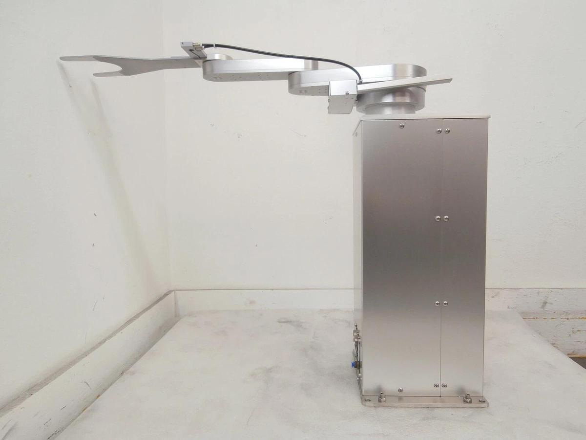 Used Sanki Technos CR-712T-AC Clean Robot w/End Effector Hitachi M-712E Cu Working