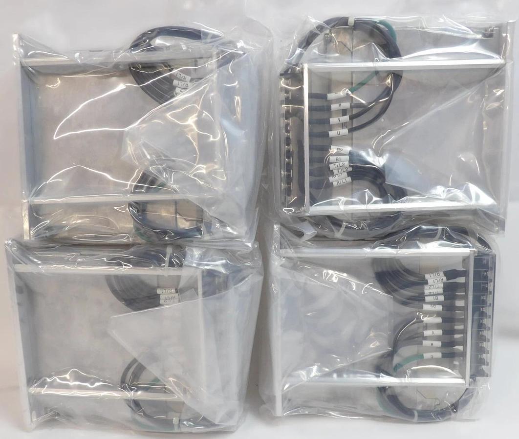 Yaskawa Electric CACR-2R1-EE1VBD-00 Servo Drive SERVOPACK Lot of 4 New