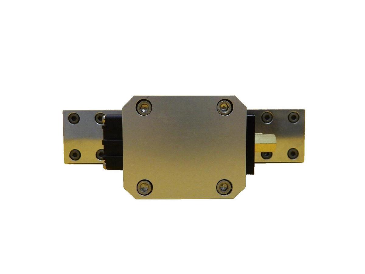 VAT 02009-ZA24-1006 Rectangular Slit Valve Monovat New Surplus