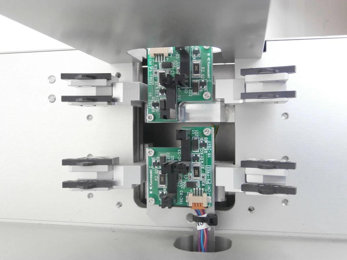 Used Kawasaki 3SC002S-A011 300mm Wafer Robot Transport Aligner Working Surplus