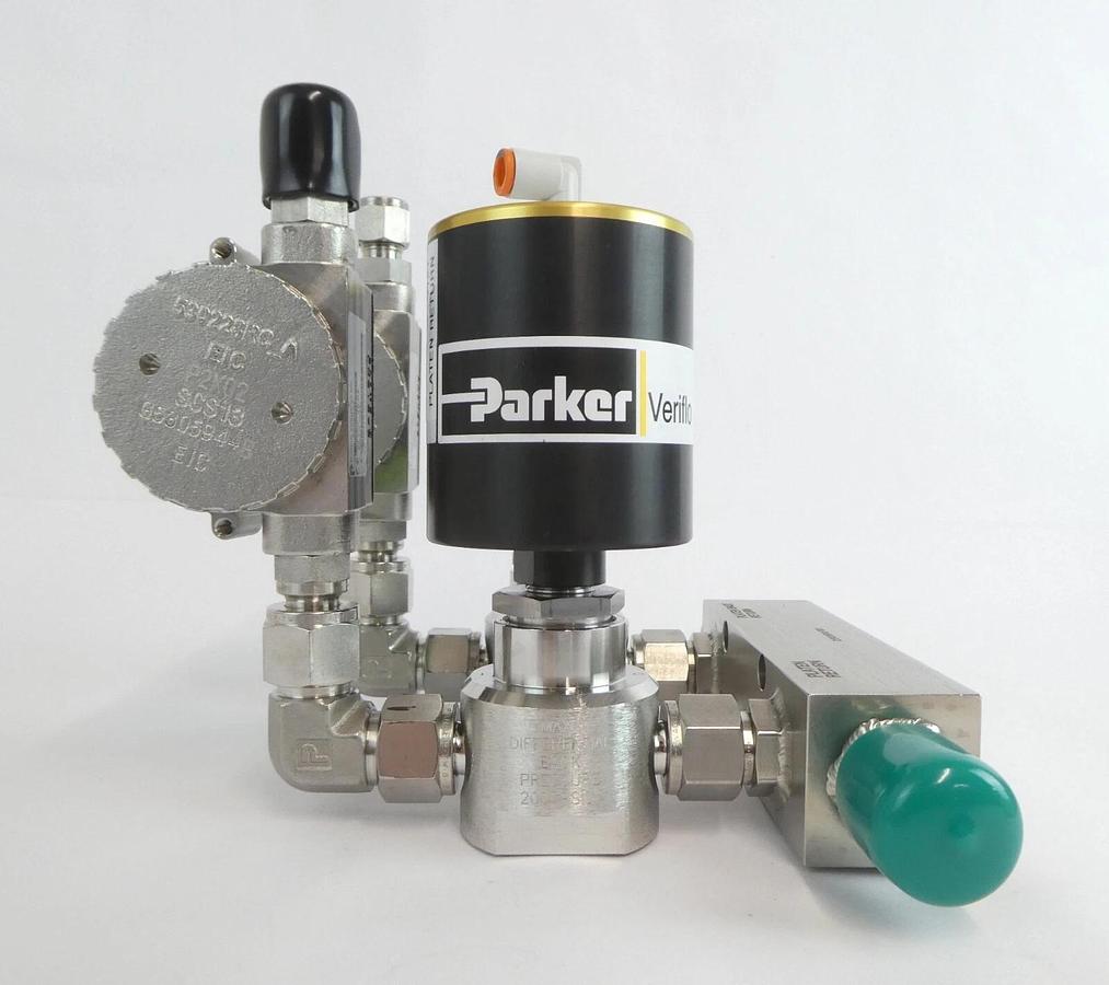 Used Varian E11388090 Manifold Flow Switch Assembly 0504SA4 Working Surplus