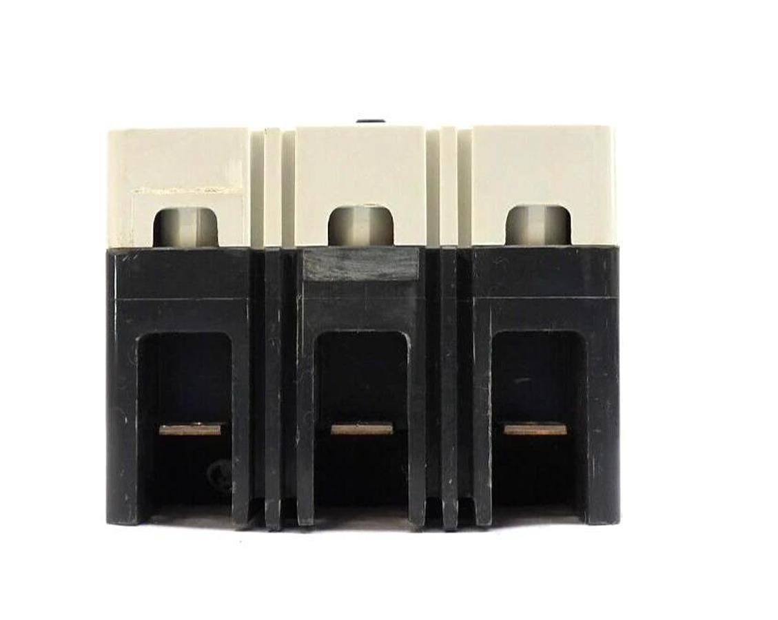 Used Cutler-Hammer FD3015L 3-Pole Circuit Breaker FD 35k Lot of 4 Working