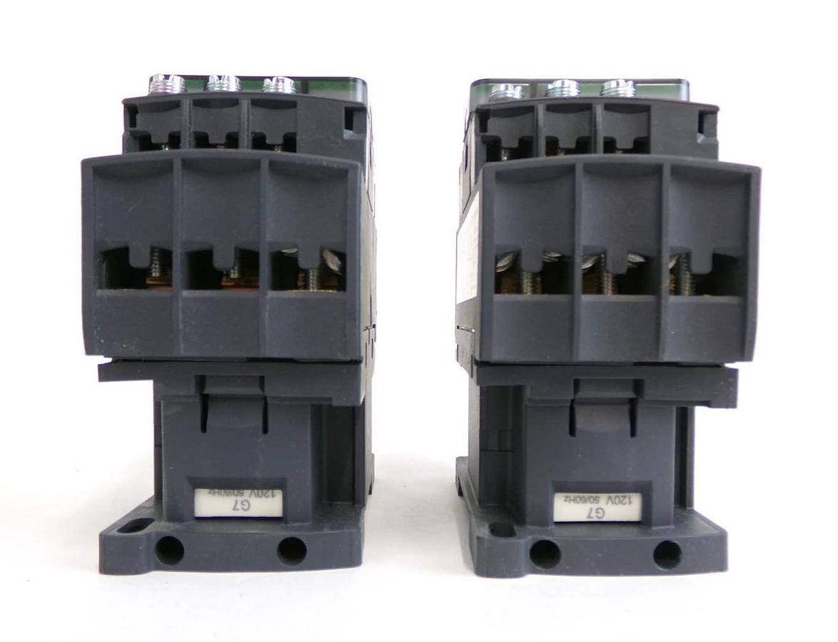 Schneider Electric LC1D326G7 Contactor LC1D TeSys Deca Reseller Lot of 4 New