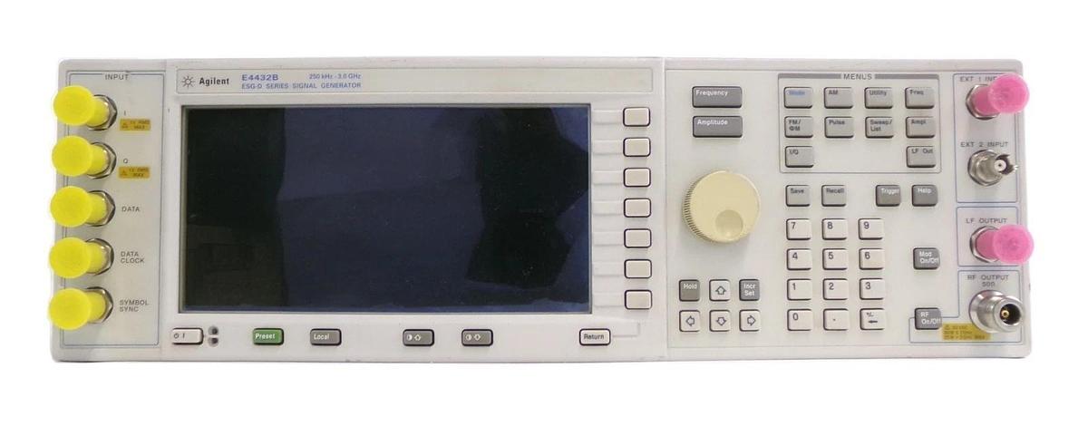 Used Agilent Technologies E4432B ESG-D Series Signal Generator ESG-D3000B Untested