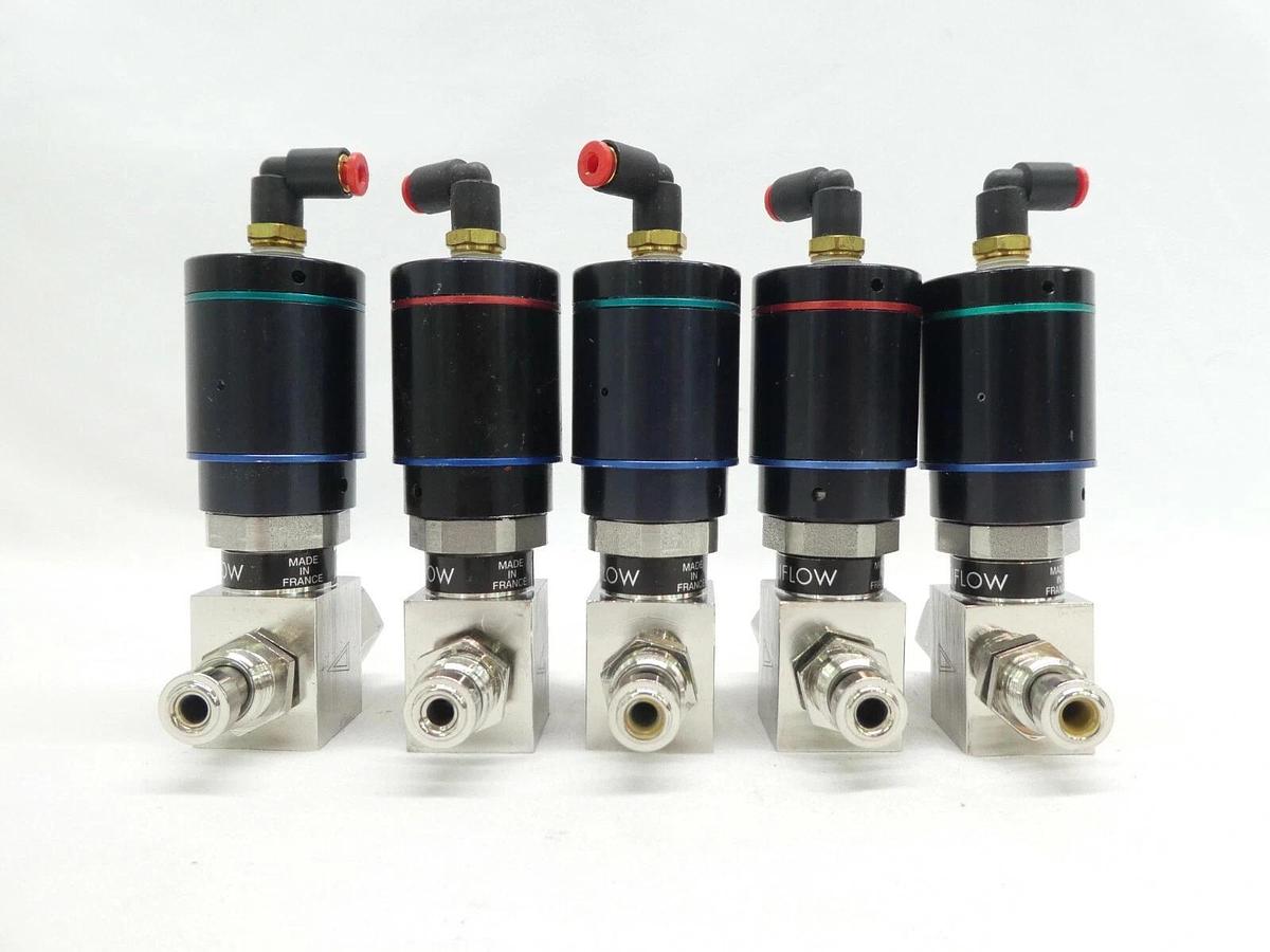 Used Qualiflow 2x10-9atm.cm3/Sec 2-Way Pneumatic Valve Male/Female Lot of 5 Working