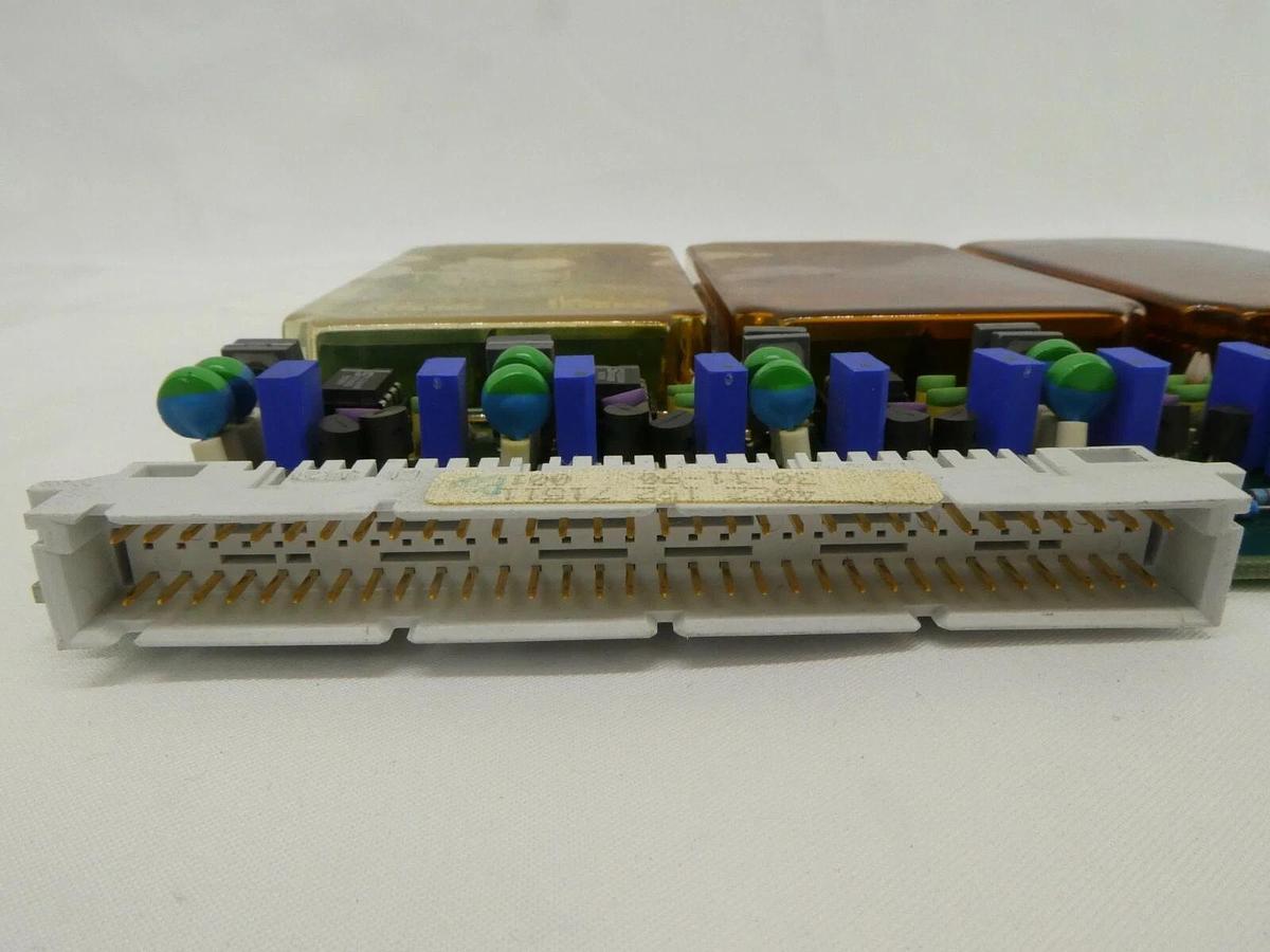 Used FEI Company 4022 192 71511 Relay PCB Card QDCR XL 30 ESEM Working Spare