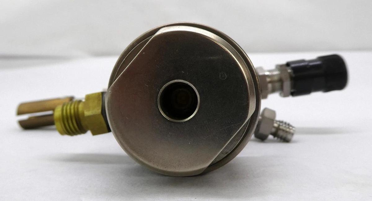 Used Veriflo Corporation 43100800 Bellows Valve AV20 Reseller lot of 5 Working Spare