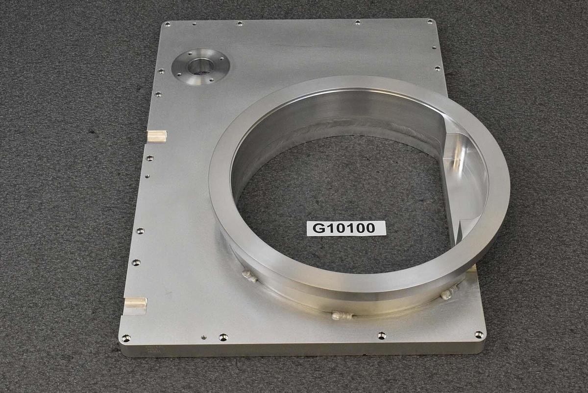 Used Varian E17266110 Side Target Plate