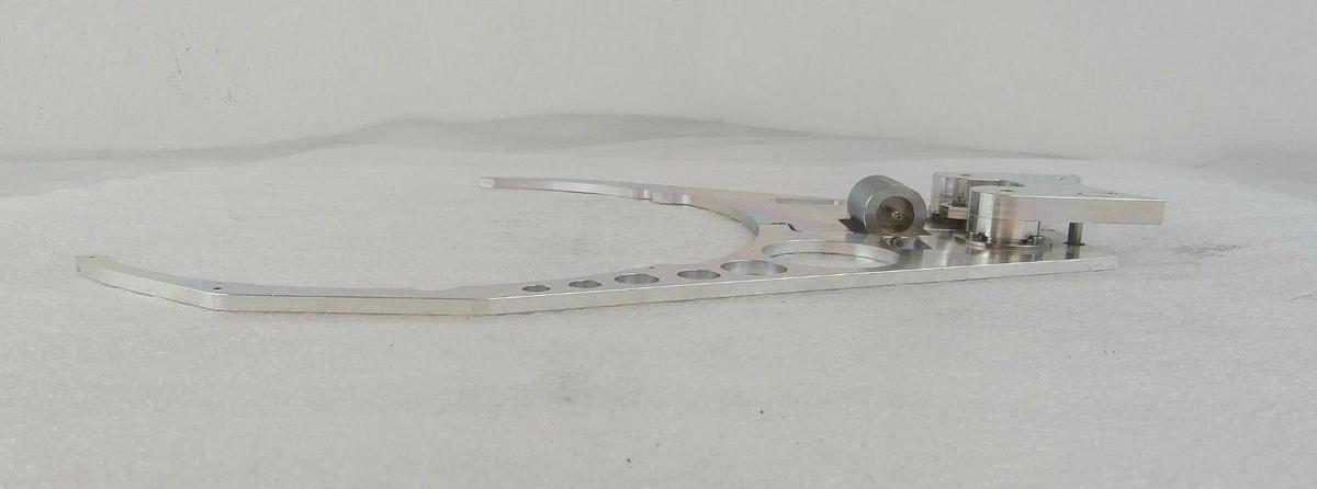 Used AMAT Applied Materials Lower 300mm Gripper Claw 0040-80144 0040-84444 Working