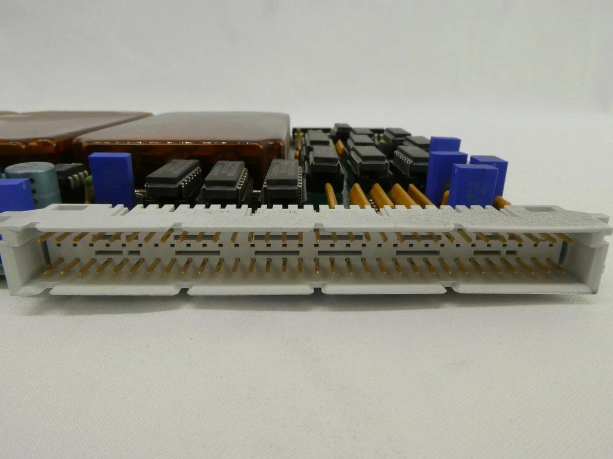 Used FEI Company 4022 192 71511 Relay PCB Card QDCR XL 30 ESEM Working Spare