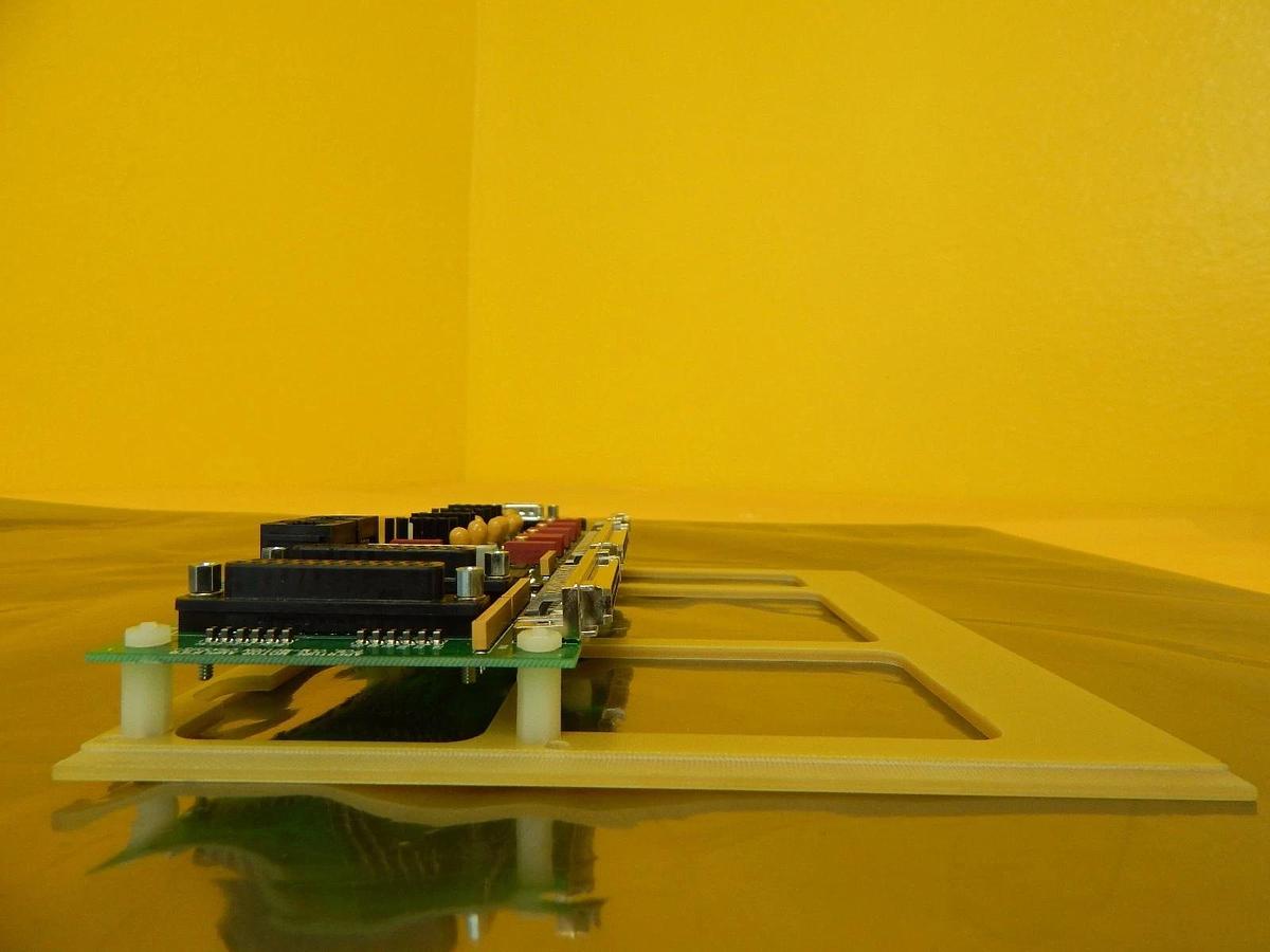 Used FEI Company 150-002620 Aperture Motor Amplifier CLM-Motion Chassis PCB Working