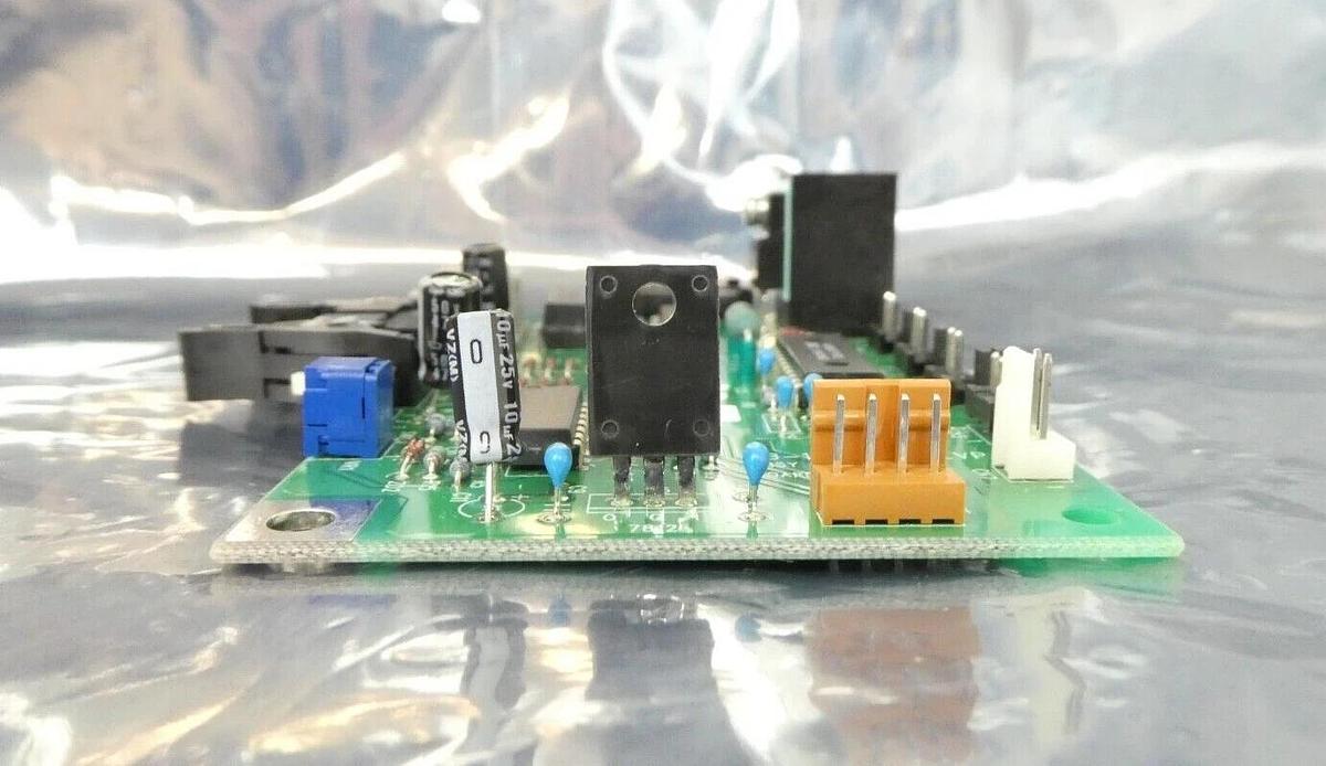 Used Shimadzu 228-48338 Interface Processor PCB 228-48339 Prominence Nexera Working
