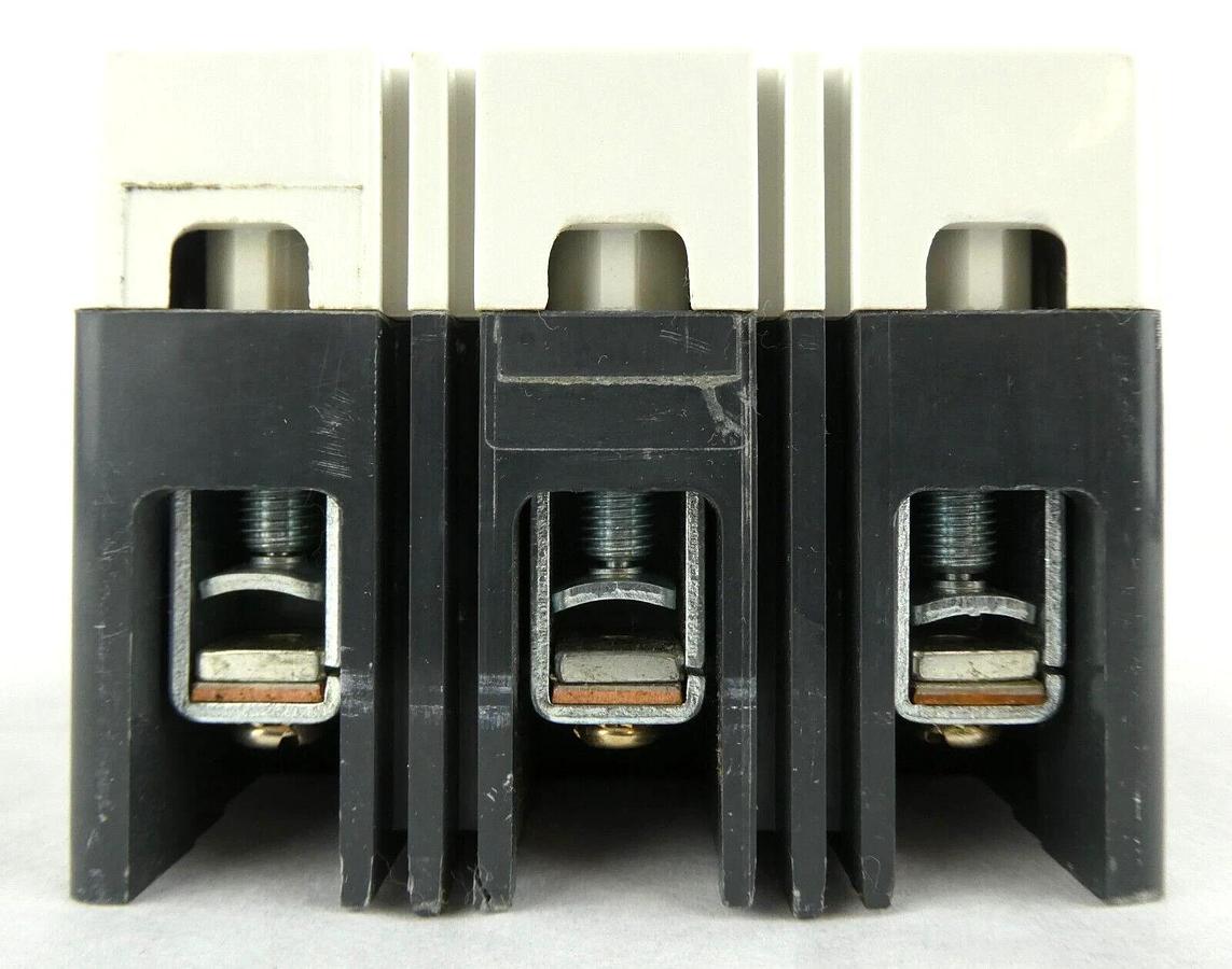 Used Eaton 6639C94G84 Circuit Breaker FD3015L Reseller Lot of 2 Working