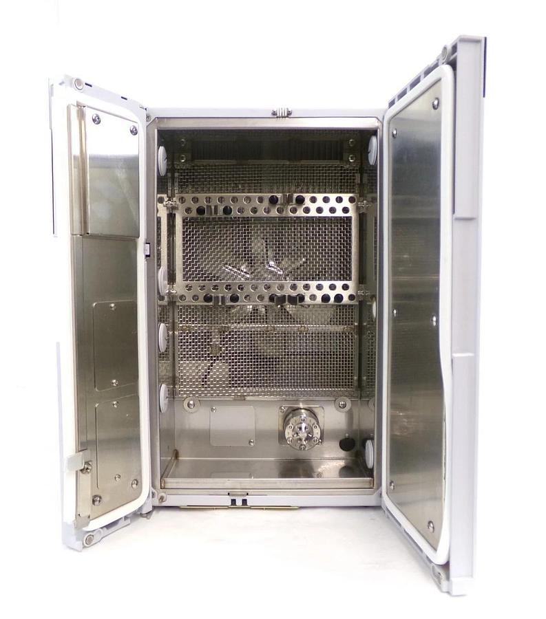 Used Shimadzu 228-45010-32 Prominence Column Oven CTO-20AC Sciex Door Open Untested