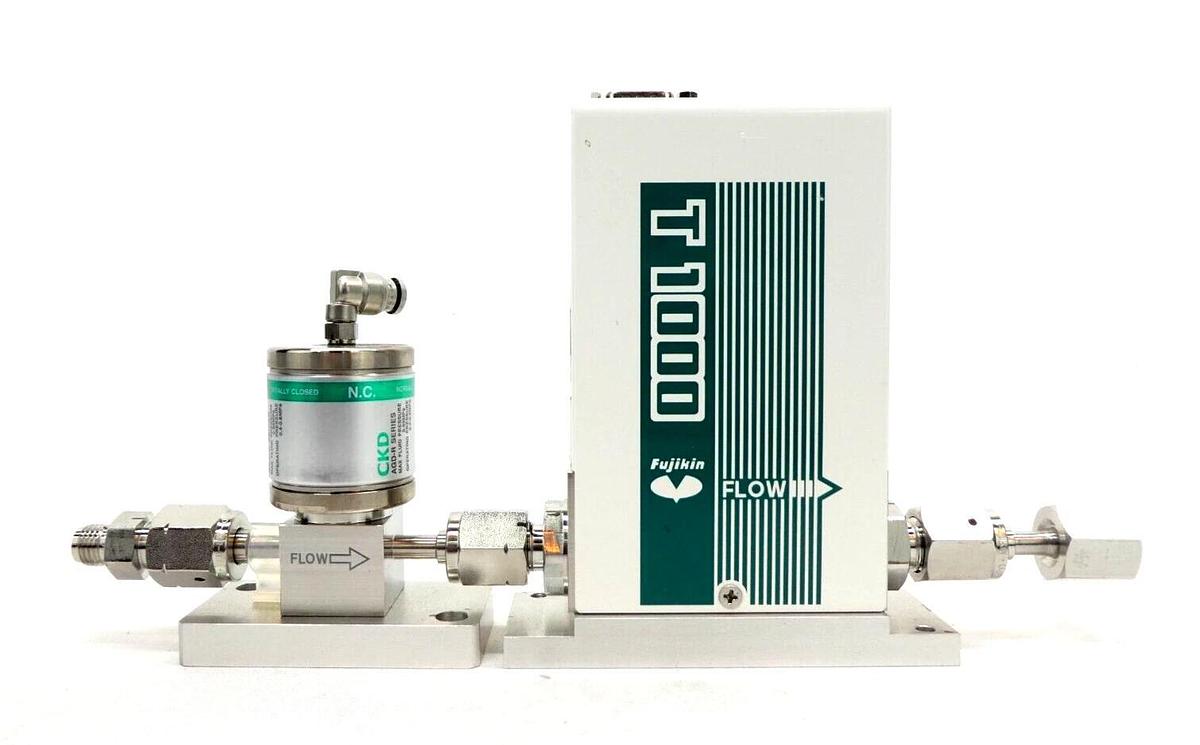 Used Fujikin FCST1050FC-4J2-F50L-N2-058 Mass Flow Controller MFC CKD AGD11R-4R Spare