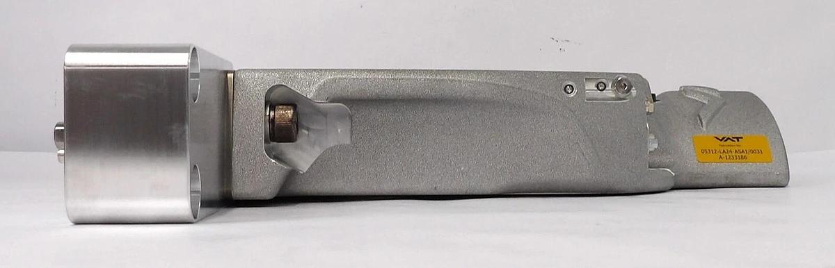 Used VAT 05312-LA24-ASA1 Wafer Transfer Slit Valve L-MOTION AMAT Working Surplus