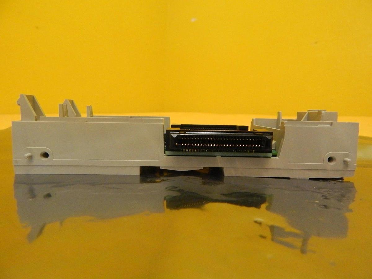 Used Yamatake 408371-001 CPS Interconnect Board PCB Assembly 81408372-011-02 Used