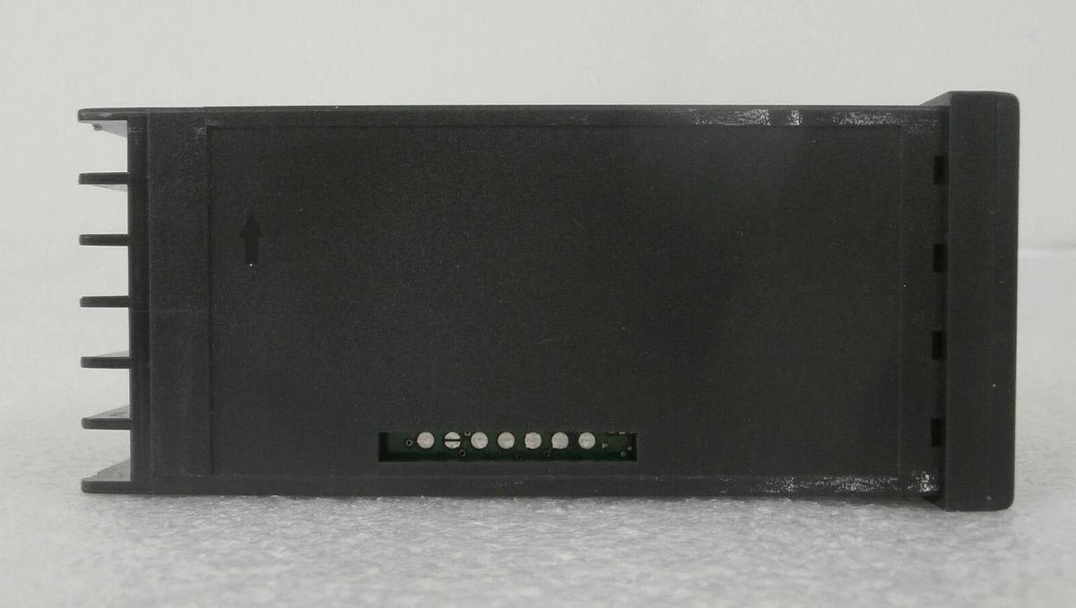 Used RKC Instruments CB100 Digital Temperature Controller Reseller Lot of 8 Working