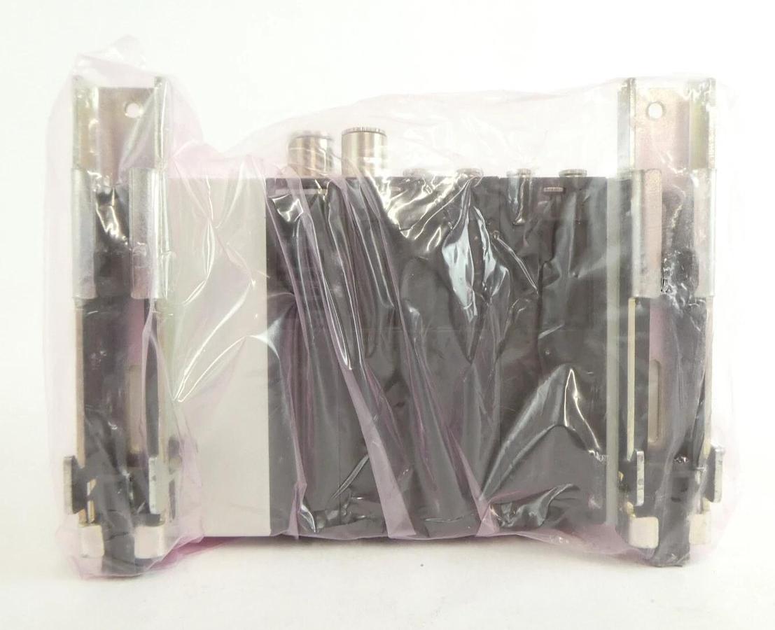 AMAT Applied Materials 0190-89628 5-Port Pneumatic Manifold Lot of 2 New Spare