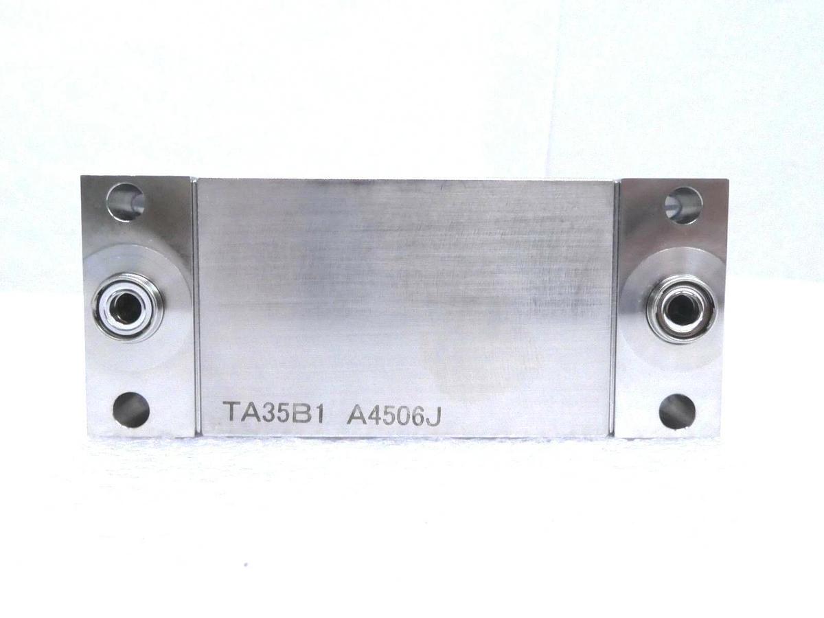 Used Aera TC FC-985CT-BF Mass Flow Controller MFC FC-985C 50 SCCM 1,3-C4F6(0.183)