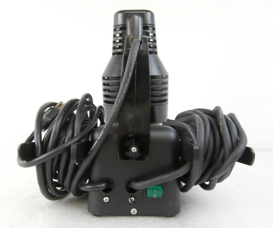 Used UVP 95-0127-01M UV Ultraviolet Lamp B 100AP BLAK-RAY No Bulb Untested As-Is
