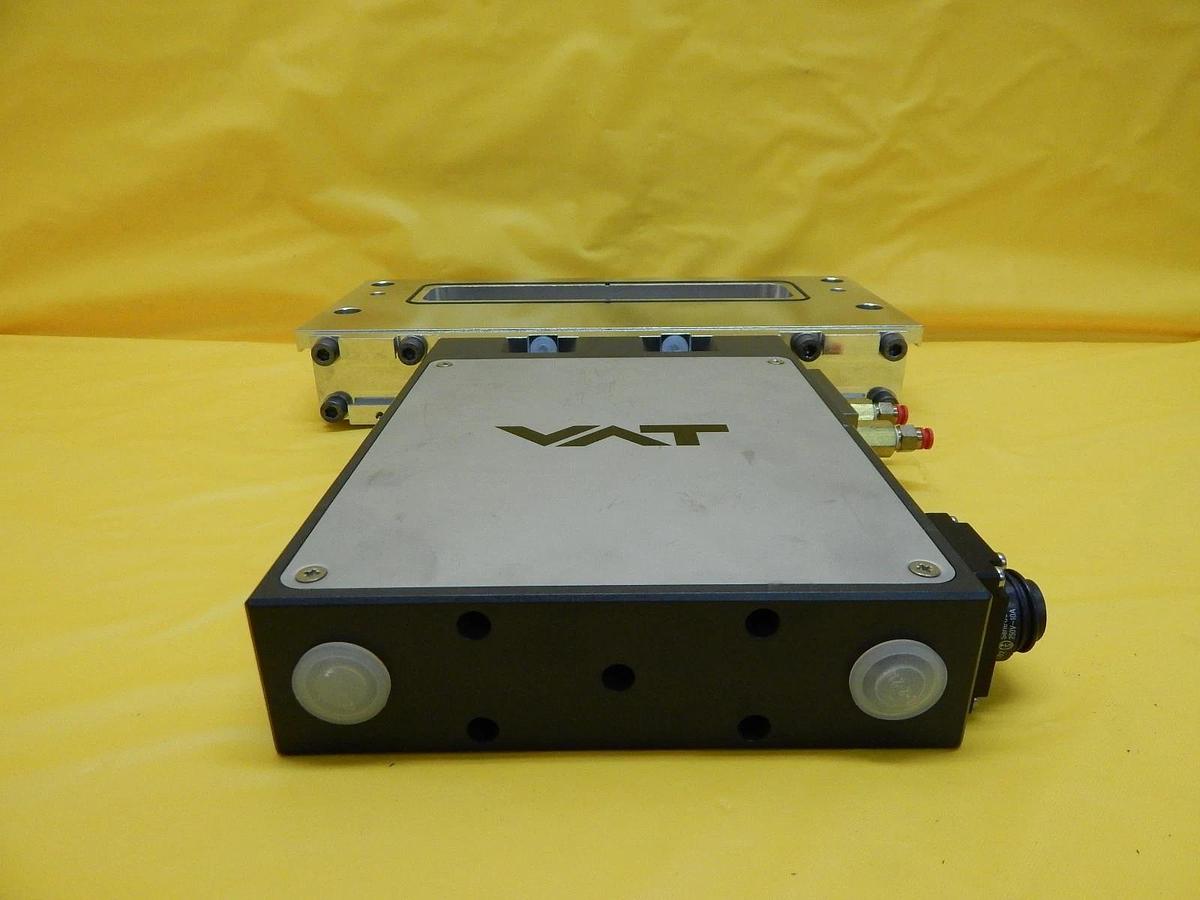 Used VAT 02010-BA24-0008 Pneumatic High Vacuum 12" Slit Valve Working