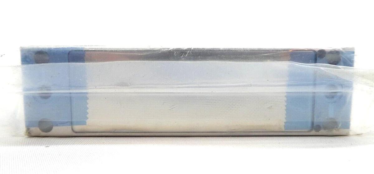Pivotal Systems 32-03039 Mass Flow Controller MFC 300 SCCM NF3 New Surplus